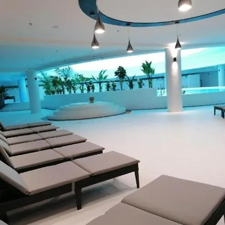 Appartamento Gc Sun Club Spa & Pool & Sauna & Jacuzzi *